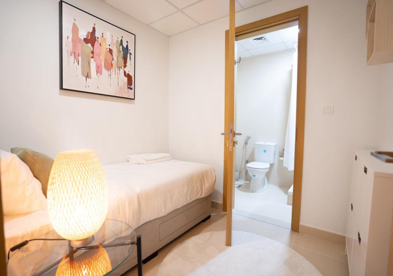 Nasma Luxury Stays - Bellevue Tower 1 Дубай Екстериор снимка