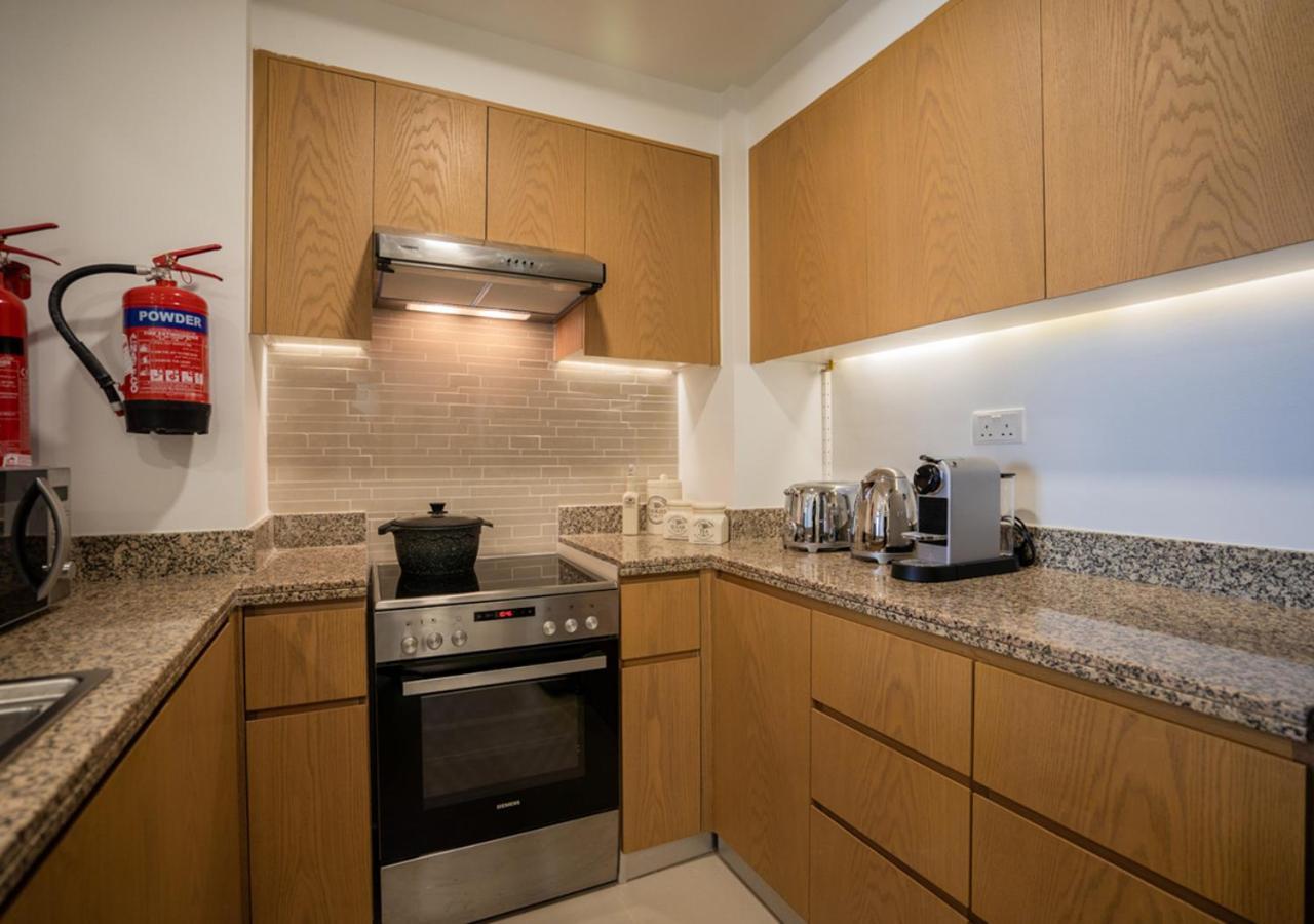 Nasma Luxury Stays - Bellevue Tower 1 Дубай Екстериор снимка