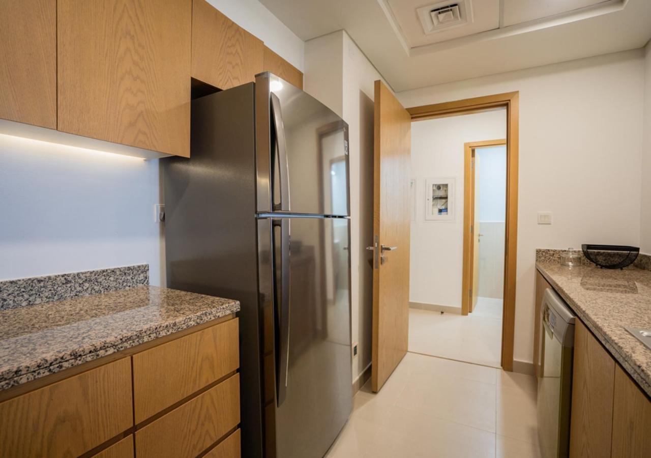 Nasma Luxury Stays - Bellevue Tower 1 Дубай Екстериор снимка
